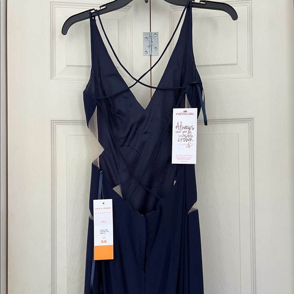 Navy formal/prom dress - Picture 5 of 6